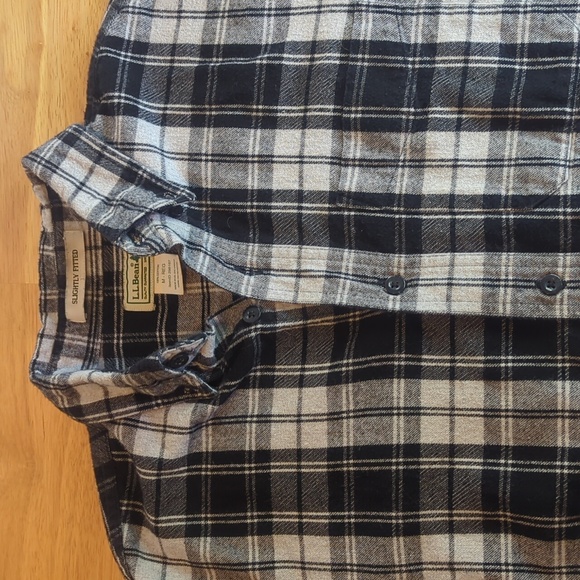LL Bean Slightly Fitted Plaid Flannel Long Sleeve Button Up 100% Cotton - Picture 2 of 10